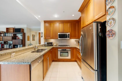 304 4685 Valley Drive, Vancouver, BC, Vancouver — Apartment/Condo for sale