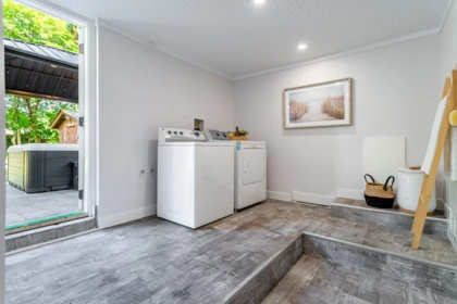 Basement Recreation Room Photo of 20823 River Road, Maple Ridge, BC