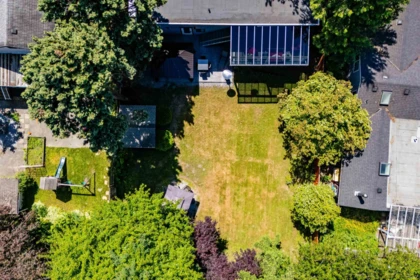 Front Yard Photo of 20823 River Road, Maple Ridge, BC