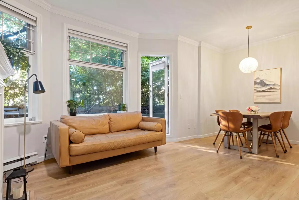 Family Room Photo of 102 2588 Alder Street, Vancouver, BC