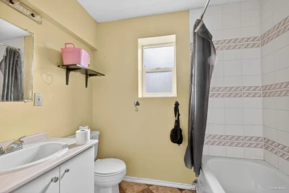 Office / Den Photo of 7253 140a Street, Surrey, BC