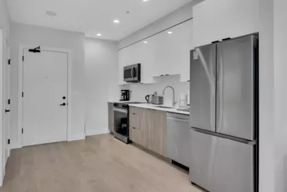 206 13458 95 Avenue, Surrey, BC, Surrey — Apartment/Condo for sale