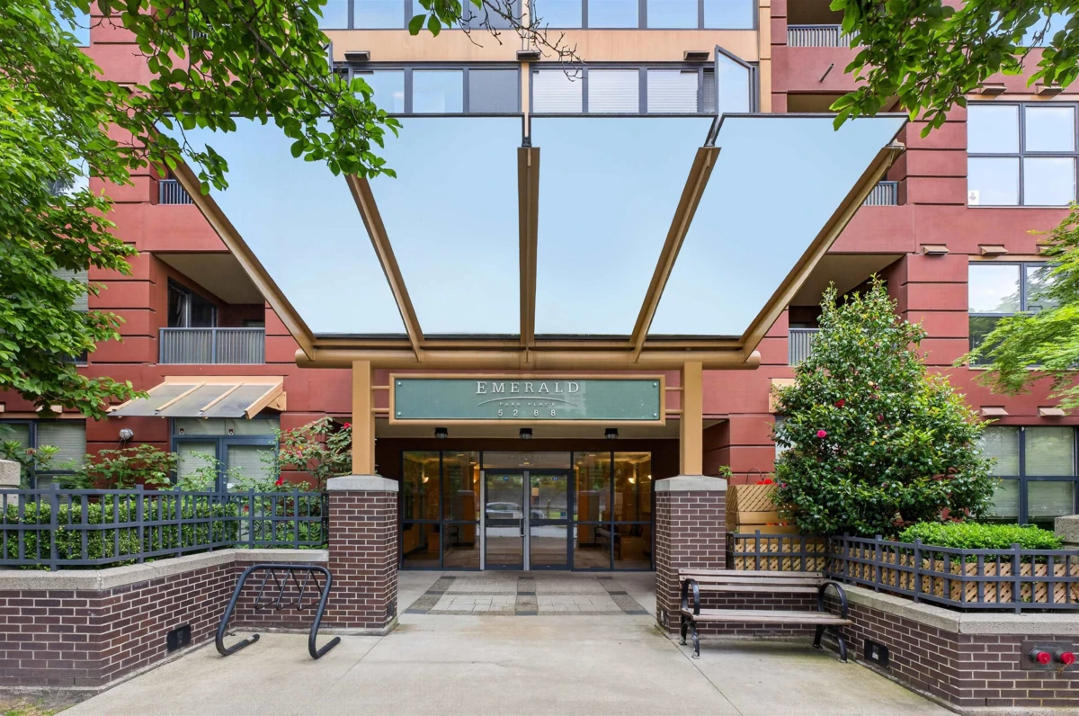Exterior Rear Photo of 702 5288 Melbourne Street, Vancouver, BC