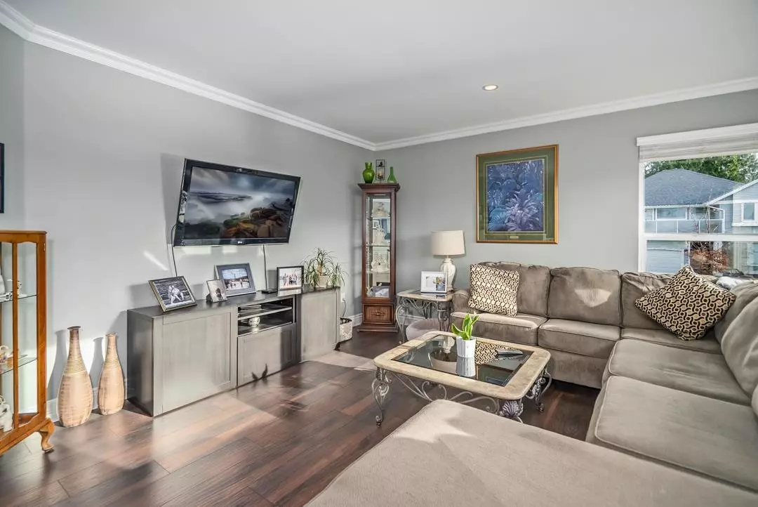 Family Room Photo of 8247 Bowyer Drive, Mission, BC