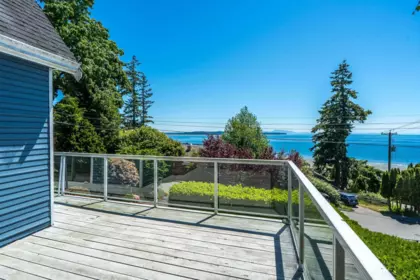 14815 Hardie Avenue, White Rock, BC, White Rock — Single Family Residence for sale