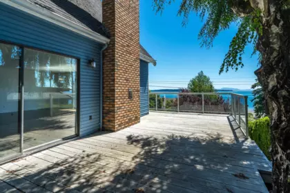 14815 Hardie Avenue, White Rock, BC, White Rock — Single Family Residence for sale