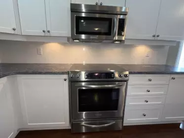 Kitchen Photo of 139 19639 Meadow Gardens Way, Pitt Meadows, BC