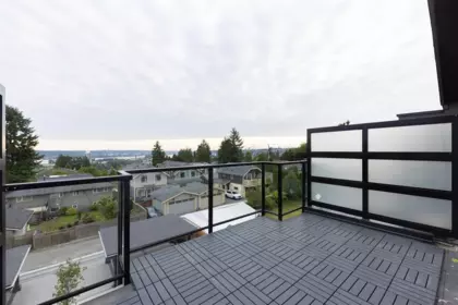 Front Yard Photo of 102 914 Rochester Avenue, Coquitlam, BC