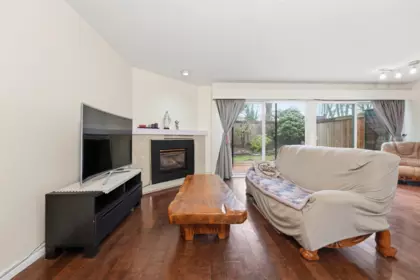 4290 Bridgewater Crescent, Burnaby, BC, Burnaby — Townhouse for sale