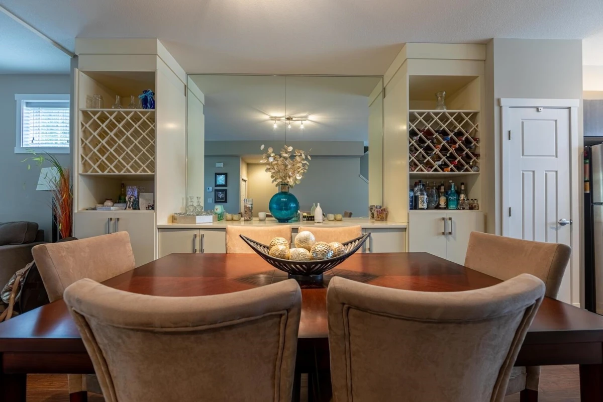 Dining Area Photo of 26 6123 138 Street, Surrey, BC