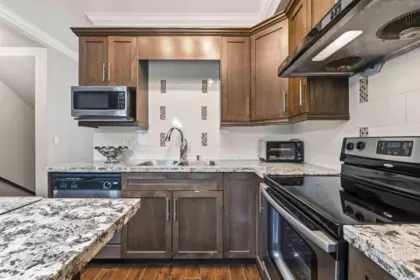Breakfast Nook Photo of 11 9533 130a Street, Surrey, BC