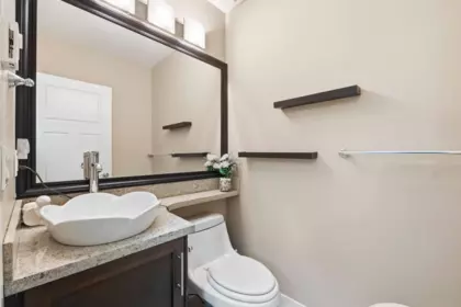 Primary Bathroom Photo of 11 9533 130a Street, Surrey, BC