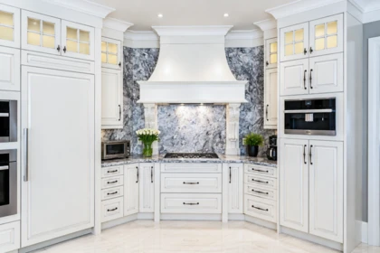 Entry Foyer Photo of 4751 Granville Avenue, Richmond, BC