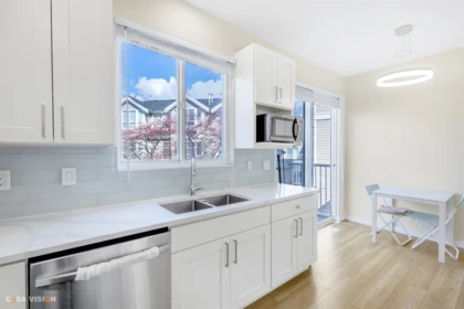 Primary Bathroom Photo of 108 22888 Windsor Court, Richmond, BC
