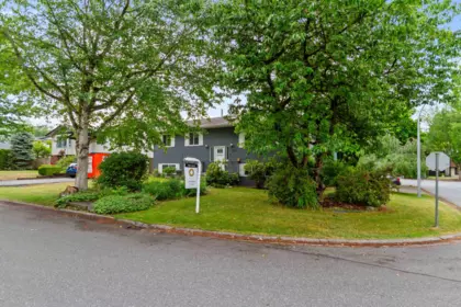 18312 59a Avenue, Surrey, BC, Surrey — Single Family Residence for sale