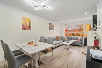 Kitchen Island Photo of 309 8115 121a Street, Surrey, BC
