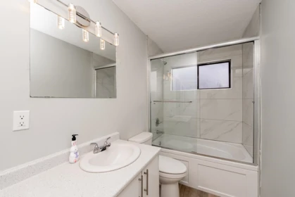 Guest Bathroom Photo of 8330 Sheaves Road, Delta, BC