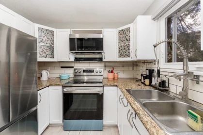 Kitchen Photo of 8330 Sheaves Road, Delta, BC
