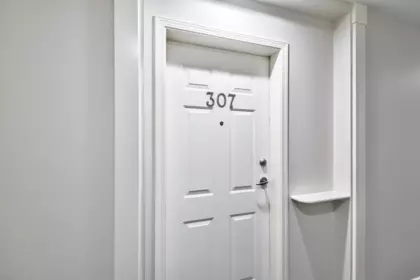 307 5281 Oakmount Crescent, Burnaby, BC, Burnaby — Apartment/Condo for sale