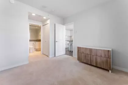 Basement Recreation Room Photo of 608 2388 Madison Avenue, Burnaby, BC