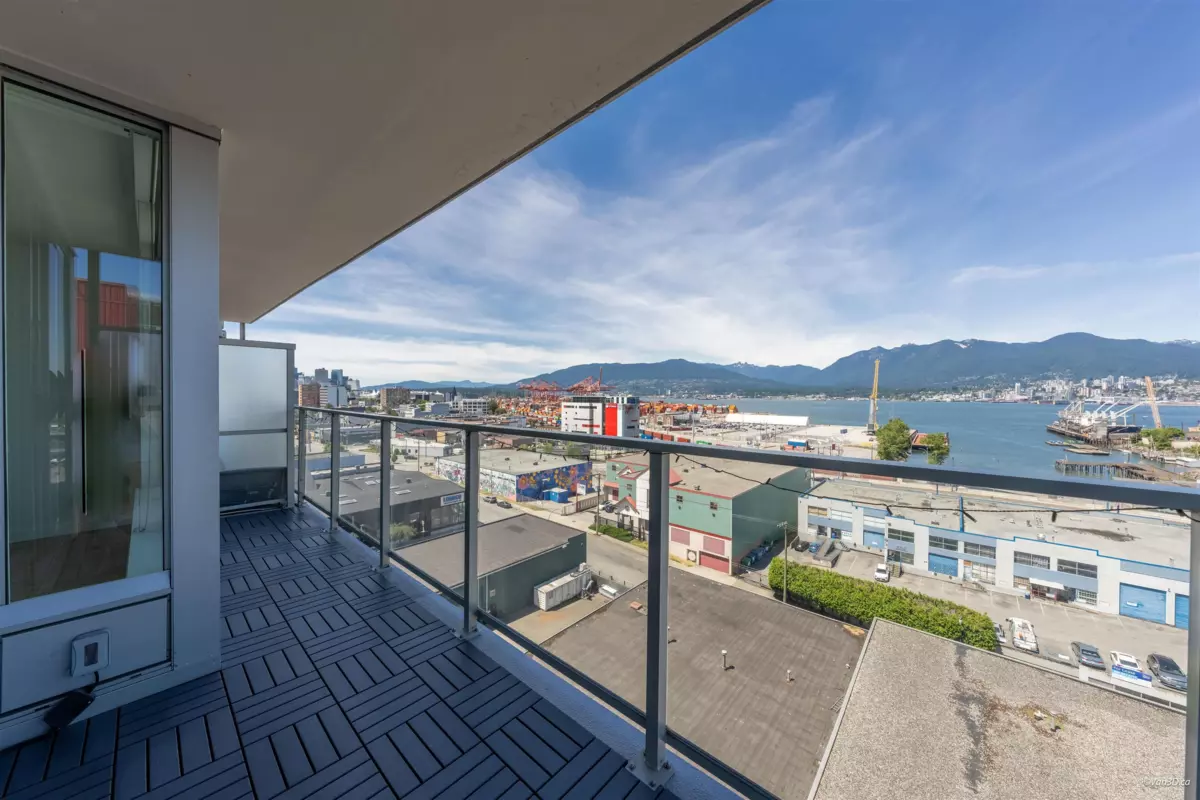 Family Room Photo of 1004 933 E Hastings Street, Vancouver, BC