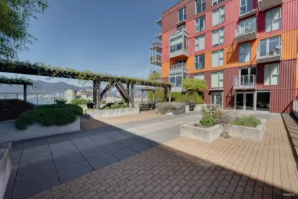 Swimming Pool Photo of 1004 933 E Hastings Street, Vancouver, BC