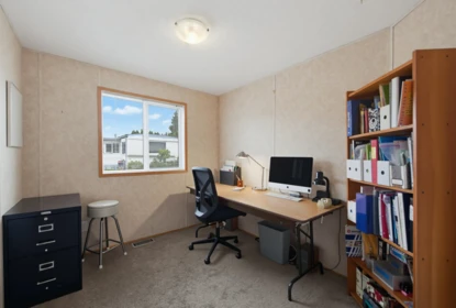 Office / Den Photo of 38 15875 20 Avenue, Surrey, BC