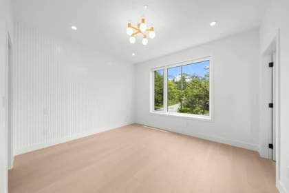 Bedroom 4 Photo of 1 6461 E Prince Edward Street, Vancouver, BC