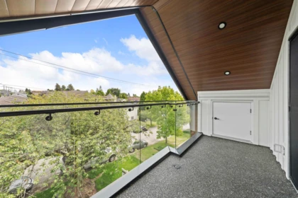 Hallway Photo of 1 6461 E Prince Edward Street, Vancouver, BC