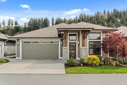60 46110 Thomas Road, Chilliwack, BC, Chilliwack — Single Family Residence for sale