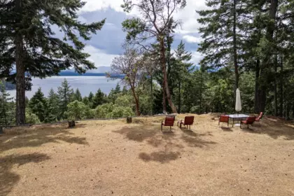 332 Deacon Hill Road, Mayne Island, BC, Mayne Island — Single Family Residence for sale