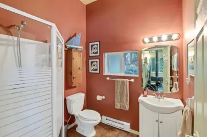 Office / Den Photo of 332 Deacon Hill Road, Mayne Island, BC