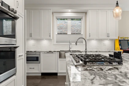 Kitchen Photo of 413 Maple Street, Cultus Lake, BC