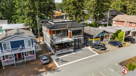 Outdoor Kitchen Photo of 413 Maple Street, Cultus Lake, BC