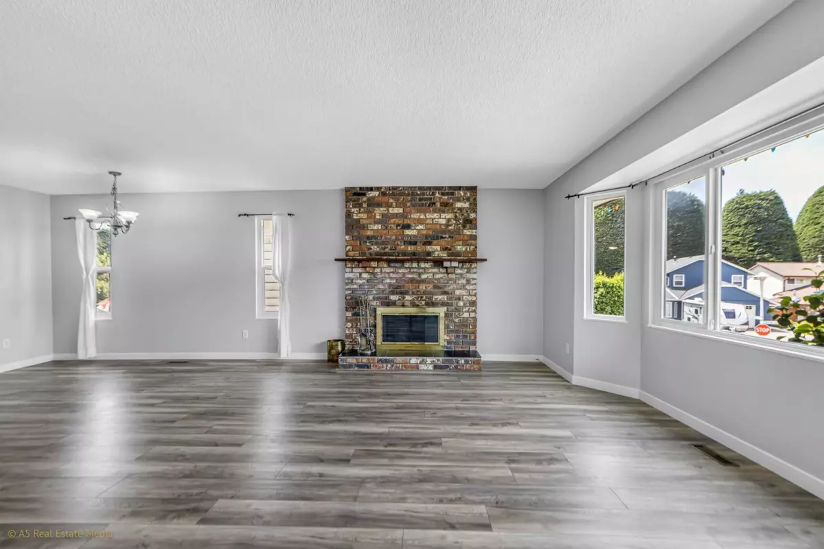 Dining Area Photo of 1284 Novak Drive, Coquitlam, BC