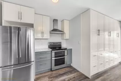 Kitchen Island Photo of 1284 Novak Drive, Coquitlam, BC