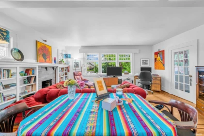 Breakfast Nook Photo of 3174 W 10th Avenue, Vancouver, BC