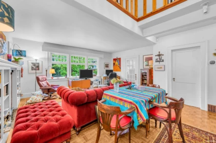 Kitchen Photo of 3174 W 10th Avenue, Vancouver, BC