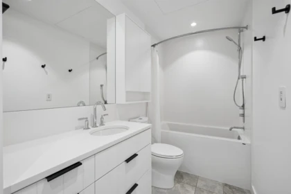 211 90 King Edward Avenue, Vancouver, BC, Vancouver — Townhouse for sale