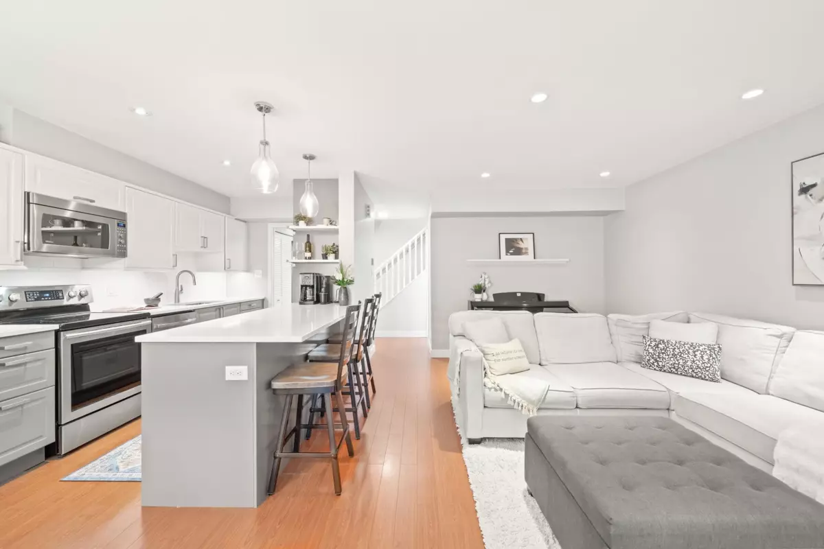 Dining Area Photo of 2 9151 Forest Grove Drive, Burnaby, BC