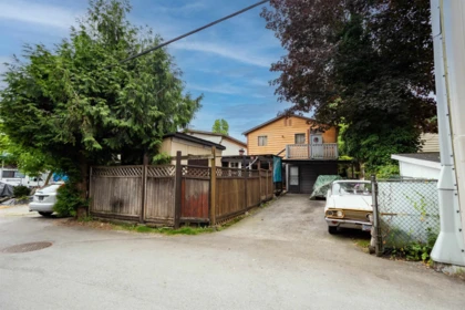 Kitchen Photo of 2351 Hawthorne Avenue, Port Coquitlam, BC