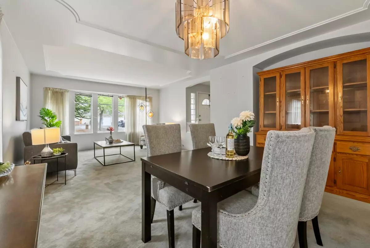 Dining Area Photo of 8819 157 Street, Surrey, BC