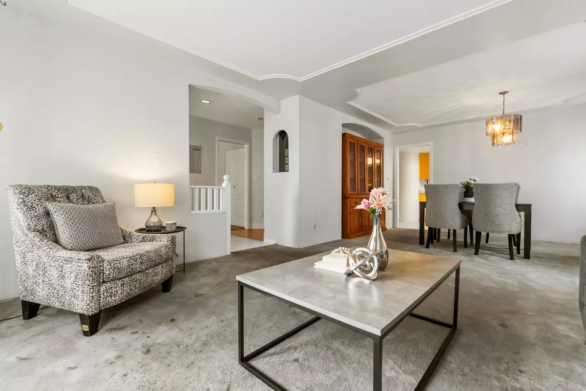 Family Room Photo of 8819 157 Street, Surrey, BC