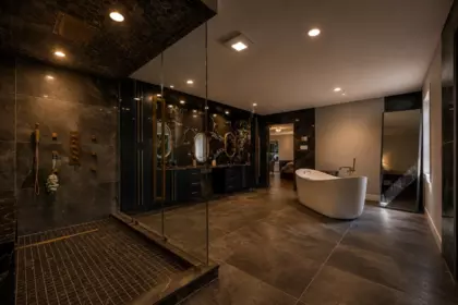 Hallway Photo of 1404 Charlotte Crescent, Anmore, BC