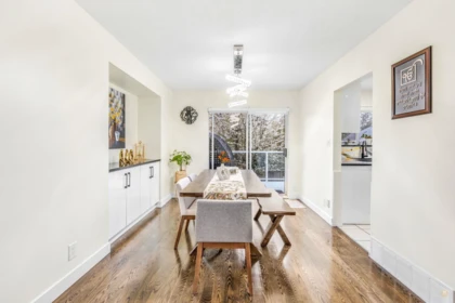 Kitchen Island Photo of 1965 128 Street, Surrey, BC