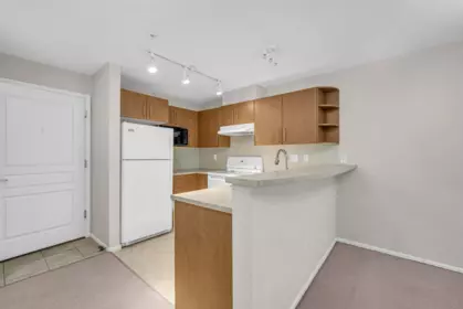 311 7330 Salisbury Avenue, Burnaby, BC, Burnaby — Apartment/Condo for sale