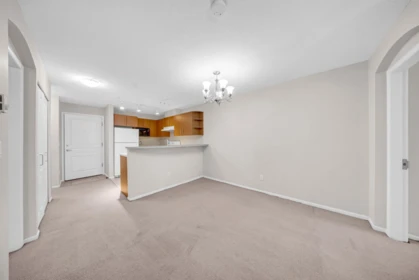 Kitchen Island Photo of 311 7330 Salisbury Avenue, Burnaby, BC