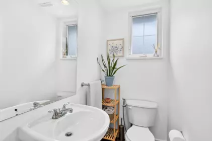 Primary Bathroom Photo of 59 18199 70 Avenue, Surrey, BC