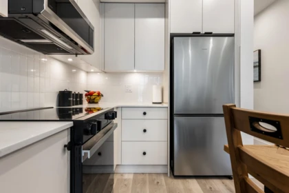 Kitchen Island Photo of 401 45497 Campus Drive, Chilliwack, BC