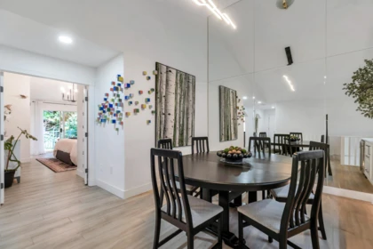 Breakfast Nook Photo of 1102 Strathaven Drive, North Vancouver, BC